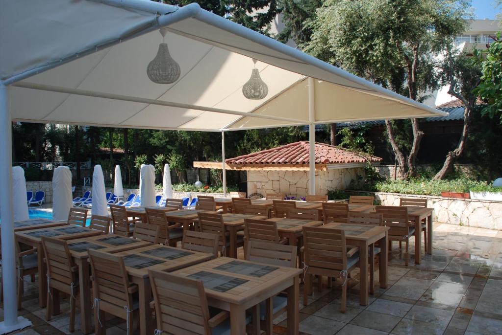 Villa Adora Beach Side Zewnętrze zdjęcie