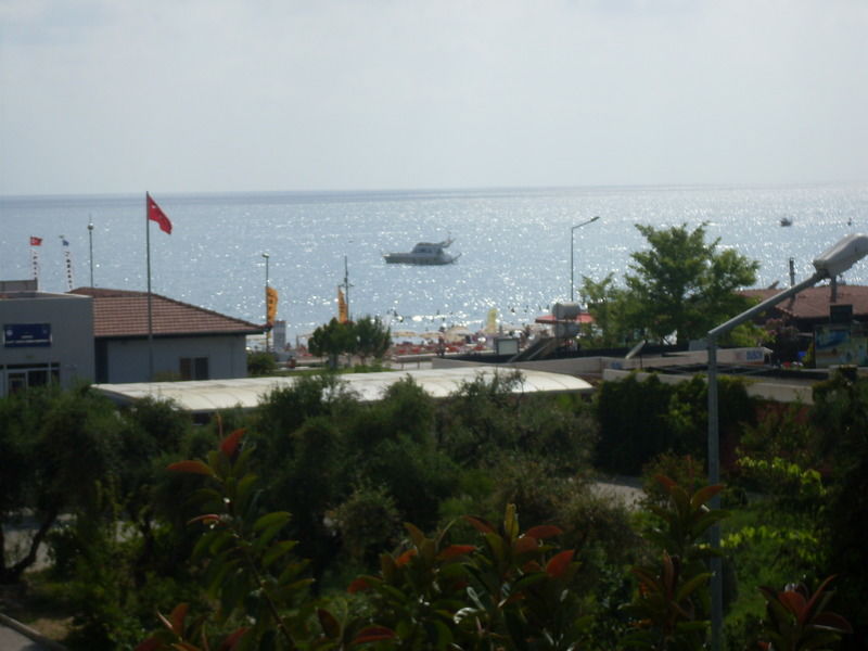 Villa Adora Beach Side Zewnętrze zdjęcie
